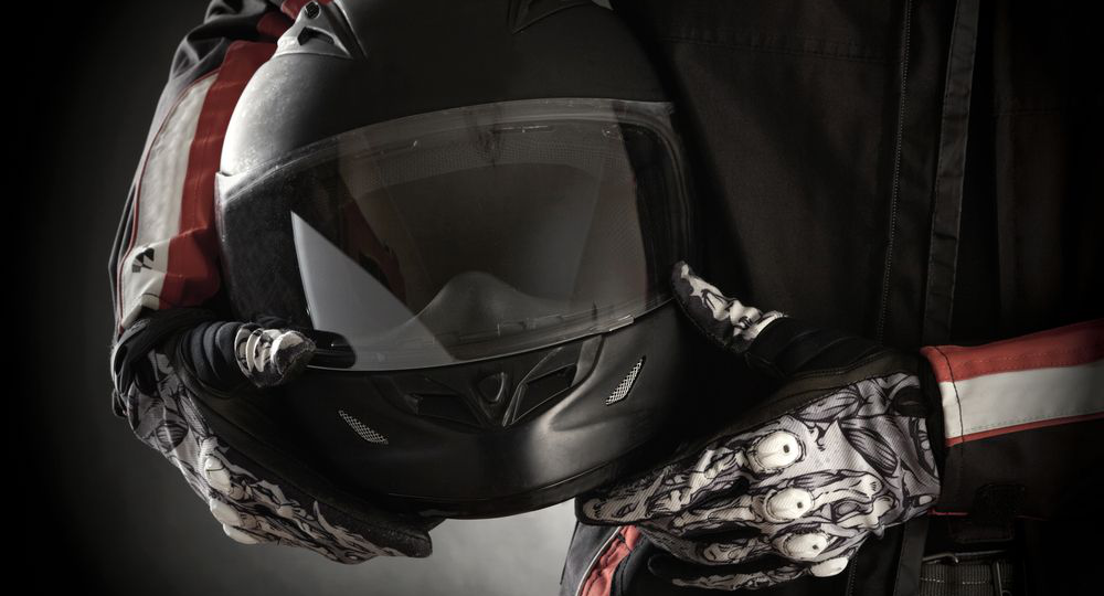 5-Consejos-de-limpieza-para-tu-casco-de-moto