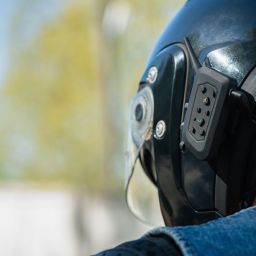 ¿Son-legales-los-intercomunicadores-para-moto